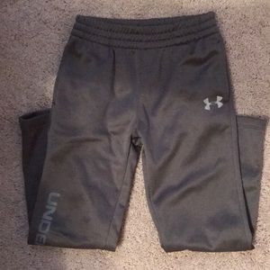 Unde armour pants
